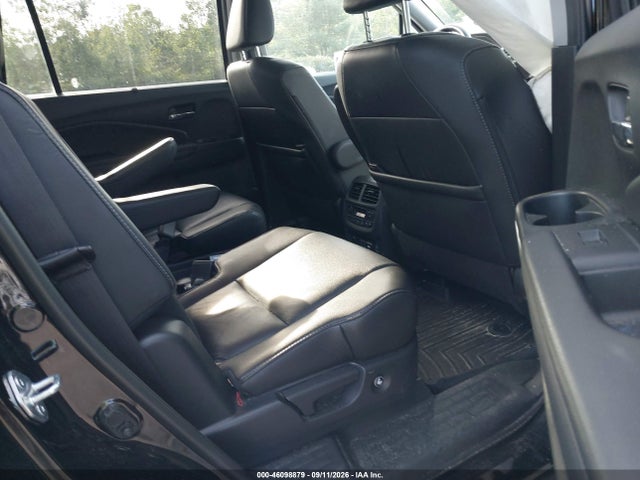 2022 HONDA PILOT AWD TOURING 7 PASSENGER 8