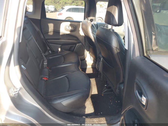 2019 JEEP COMPASS LIMITED 4X4 8