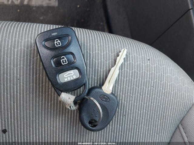 2017 HYUNDAI ELANTRA SE 11