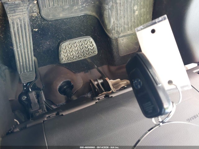 2021 TOYOTA RAV4 HYBRID XLE 11