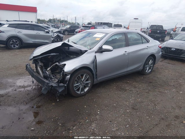 2017 TOYOTA CAMRY SE 2