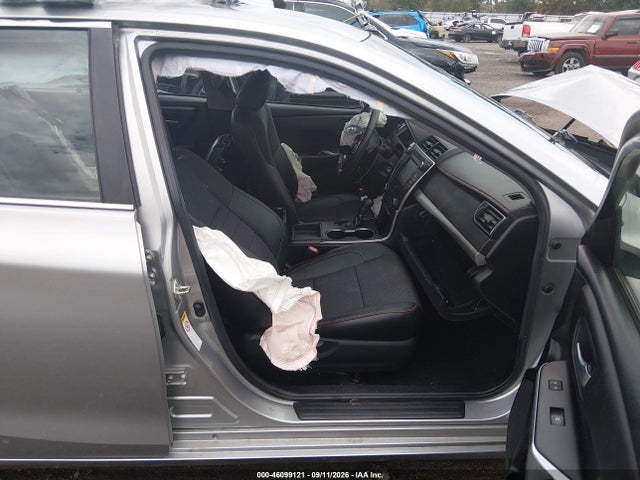 2017 TOYOTA CAMRY SE 5