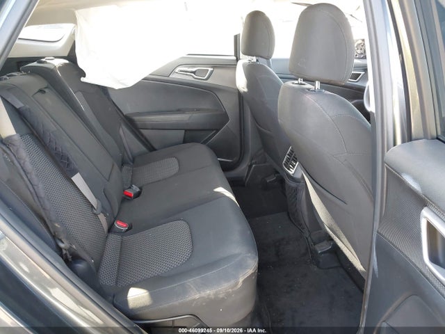 2023 KIA SPORTAGE HYBRID LX 8