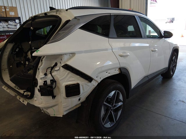 2026 HYUNDAI TUCSON SEL 4