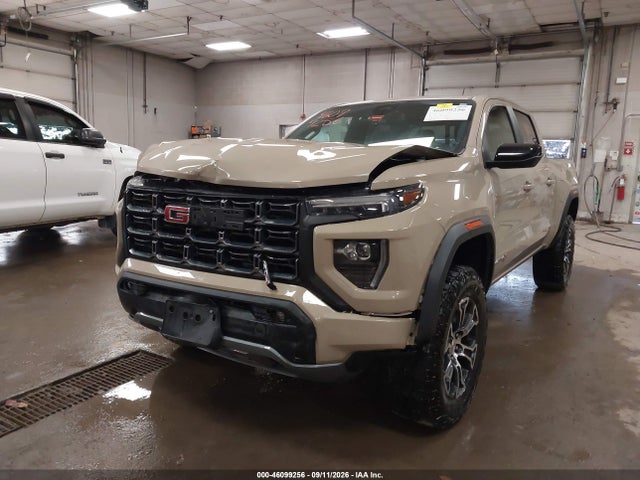 2023 GMC CANYON 4WD SHORT BOX AT4 6