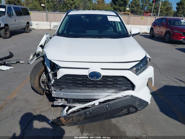 2020 TOYOTA RAV4 HYBRID LE 13
