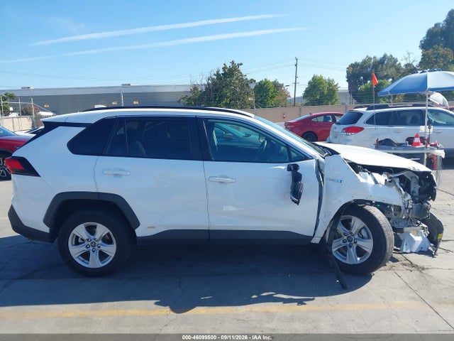2020 TOYOTA RAV4 HYBRID LE 14