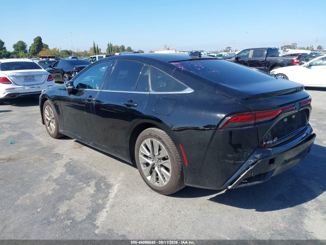 2025 TOYOTA MIRAI XLE 3