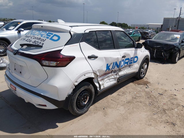 2023 NISSAN KICKS S XTRONIC CVT 4