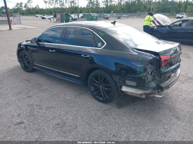 2017 VOLKSWAGEN PASSAT 1.8T R-LINE 3