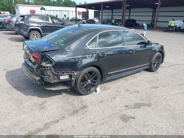 2017 VOLKSWAGEN PASSAT 1.8T R-LINE 4