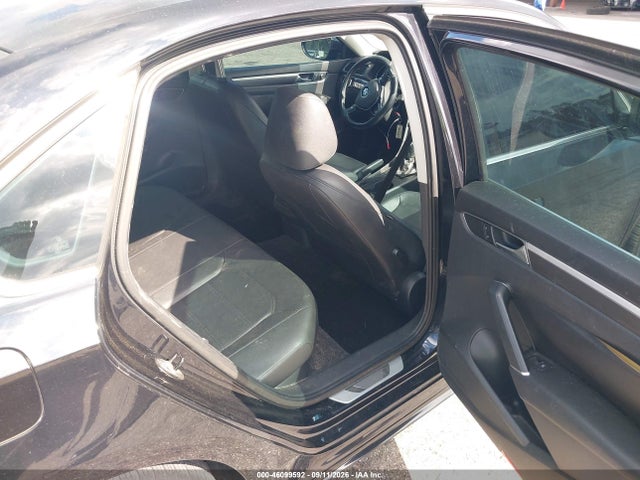2017 VOLKSWAGEN PASSAT 1.8T R-LINE 5