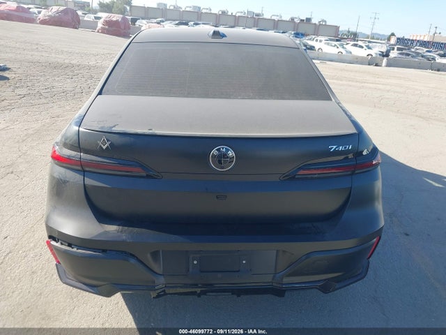 2026 BMW 740I 17