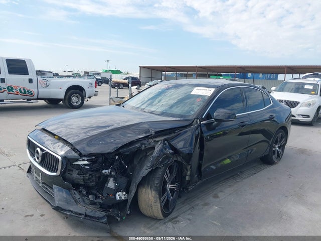 2022 VOLVO S60 B5 INSCRIPTION 2