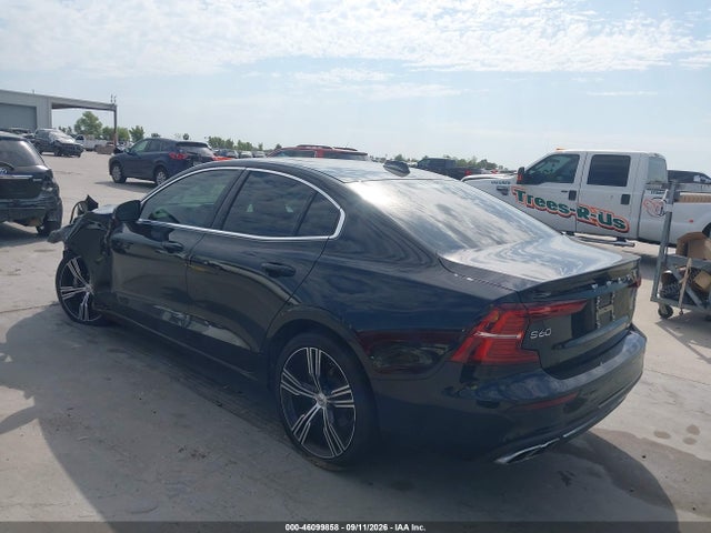 2022 VOLVO S60 B5 INSCRIPTION 3