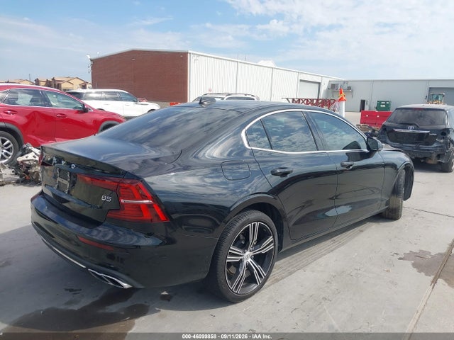2022 VOLVO S60 B5 INSCRIPTION 4