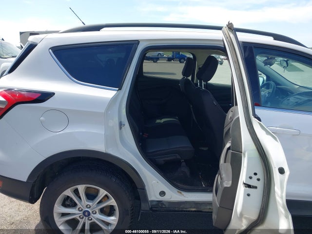 2018 FORD ESCAPE SE 8