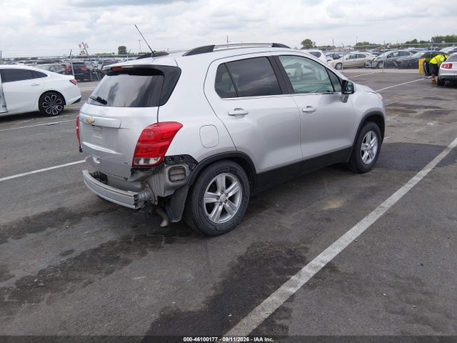 2017 CHEVROLET TRAX LT 4