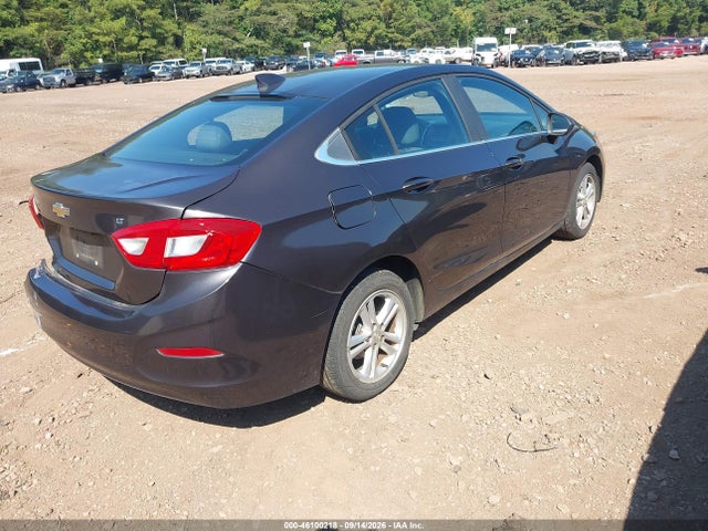 2017 CHEVROLET CRUZE LT AUTO 4