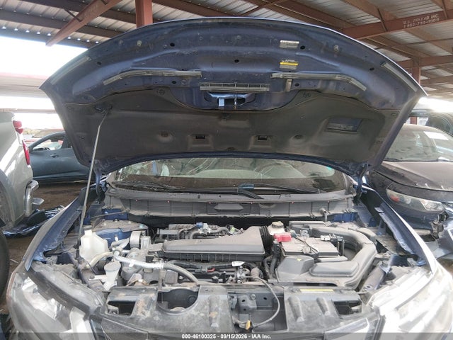 2017 NISSAN ROGUE SV 10