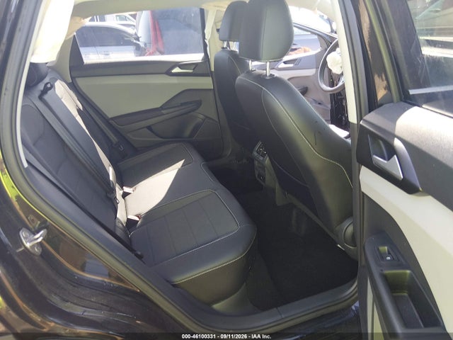 2022 VOLKSWAGEN TAOS 1.5T SE 8