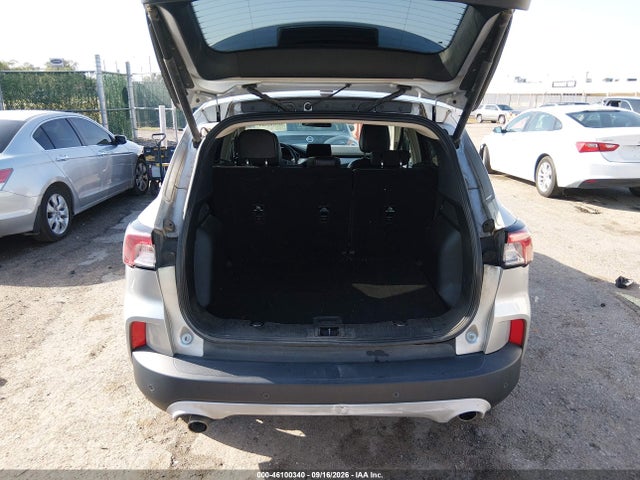 2020 FORD ESCAPE SEL 17