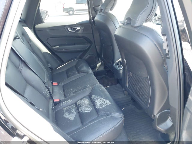 2023 VOLVO XC60 B5 ULTIMATE DARK THEME 8
