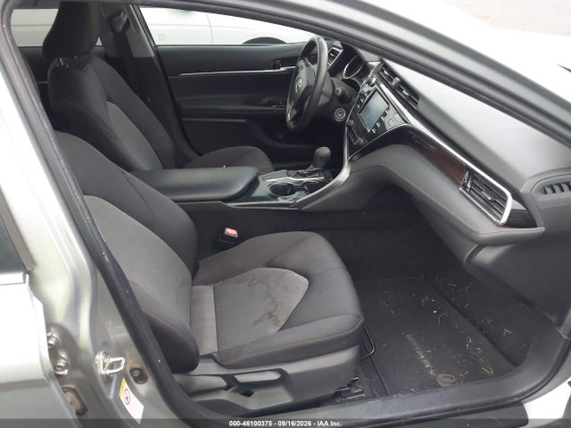 2018 TOYOTA CAMRY LE 5