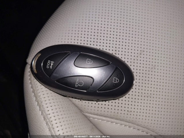 2026 HYUNDAI TUCSON HYBRID LIMITED 11