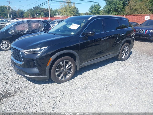 2023 INFINITI QX60 LUXE AWD 2