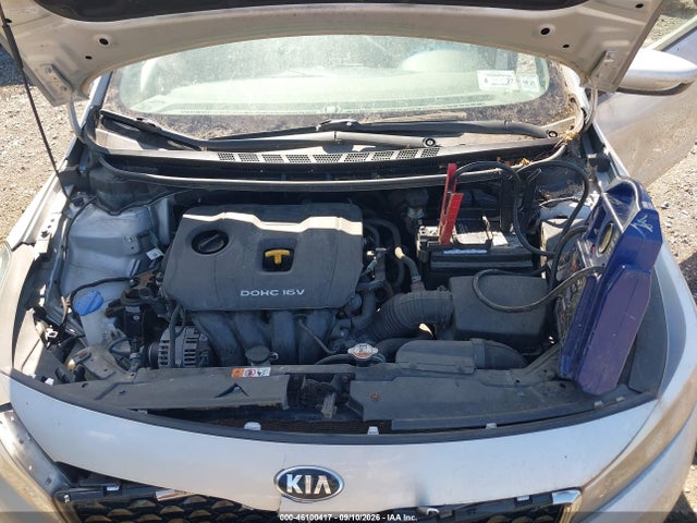 2017 KIA FORTE LX 10