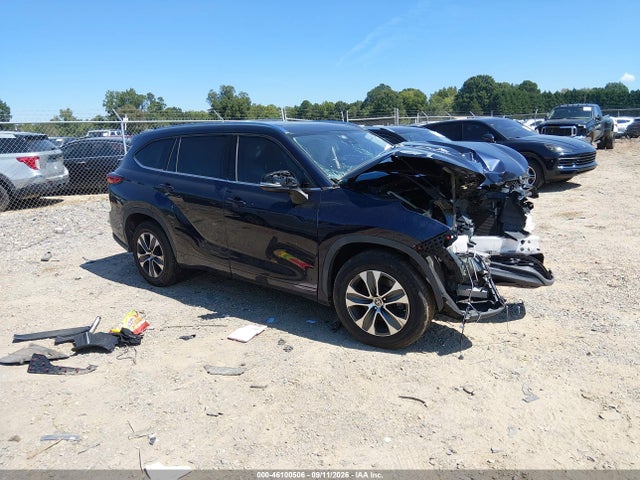 2021 TOYOTA HIGHLANDE XLE