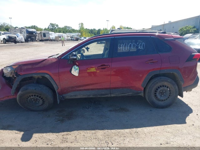 2019 TOYOTA RAV4 LE 14