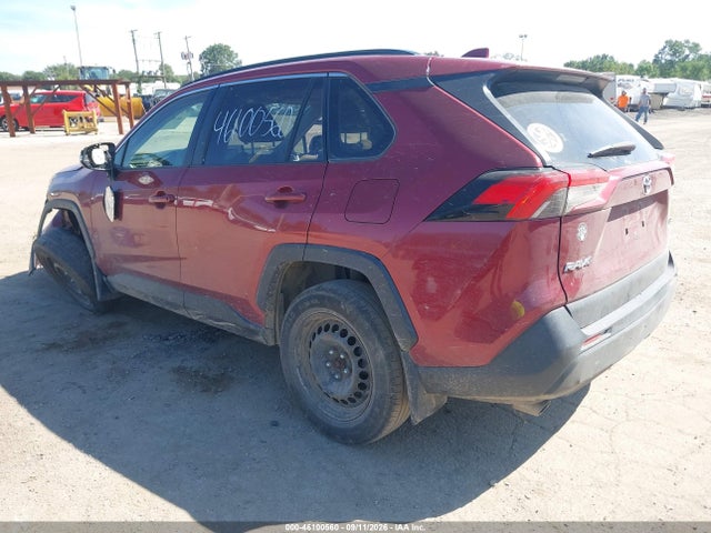 2019 TOYOTA RAV4 LE 3