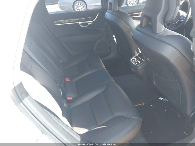 2017 VOLVO S90 T5 MOMENTUM 8