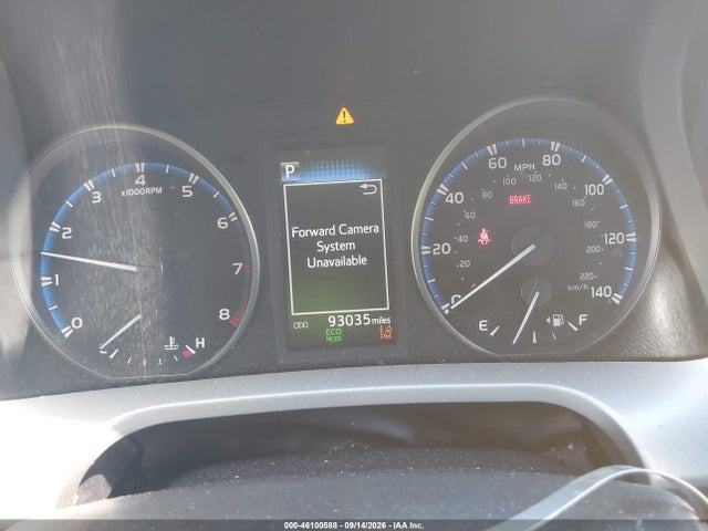 2017 TOYOTA RAV4 XLE 16
