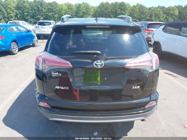 2017 TOYOTA RAV4 XLE 17