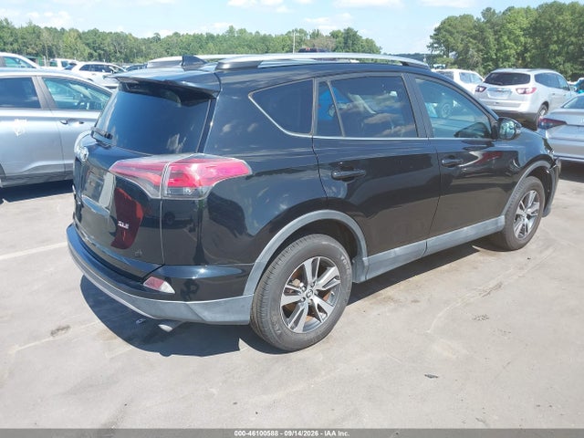 2017 TOYOTA RAV4 XLE 4