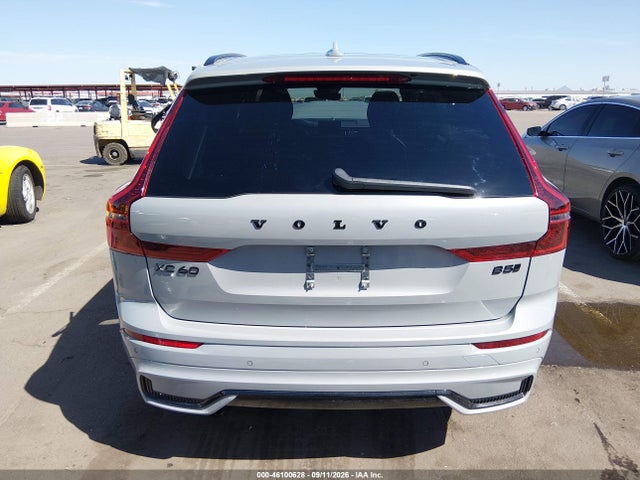 2026 VOLVO XC60 B5 ULTRA BLACK EDITION 16