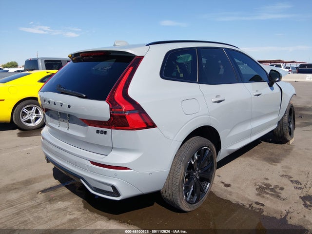 2026 VOLVO XC60 B5 ULTRA BLACK EDITION 4