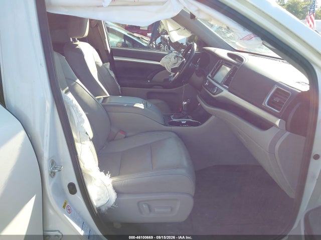 2019 TOYOTA HIGHLANDER XLE 5