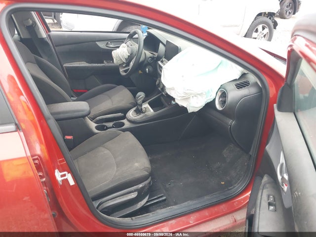 2022 KIA FORTE LXS 5