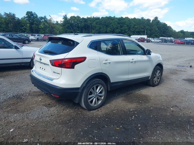 2017 NISSAN ROGUE SPORT SV 4
