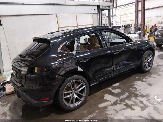 2022 PORSCHE MACAN S 4