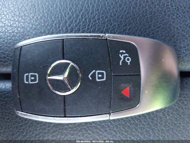 2021 MERCEDES-BENZ A 220 11