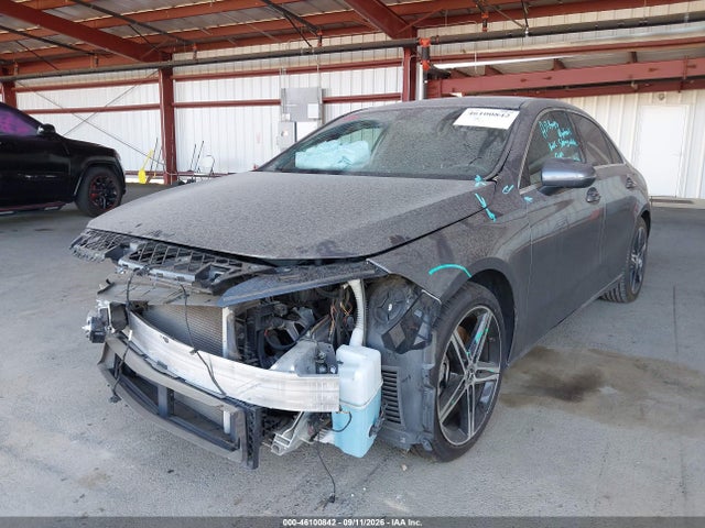 2021 MERCEDES-BENZ A 220 18