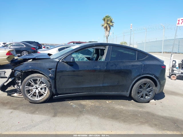 2022 TESLA MODEL Y LONG RANGE DUAL MOTOR ALL-WHEEL DRIVE 15