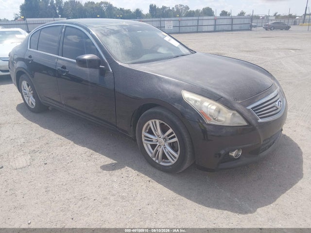 2015 INFINITI Q40 