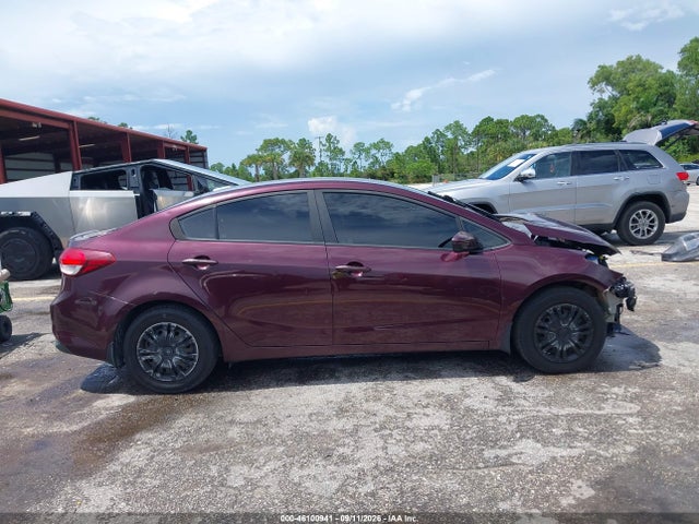 2017 KIA FORTE LX 13