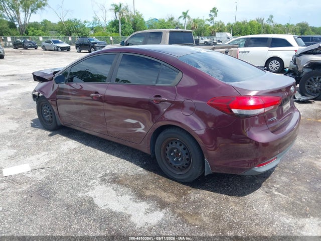 2017 KIA FORTE LX 3